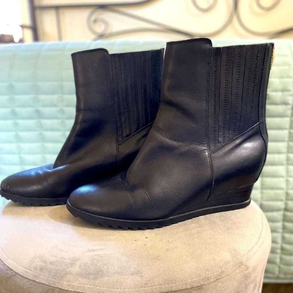 Calvin Klein Judith wedge ankle boots, 100% leather. Super comfortable and cute.